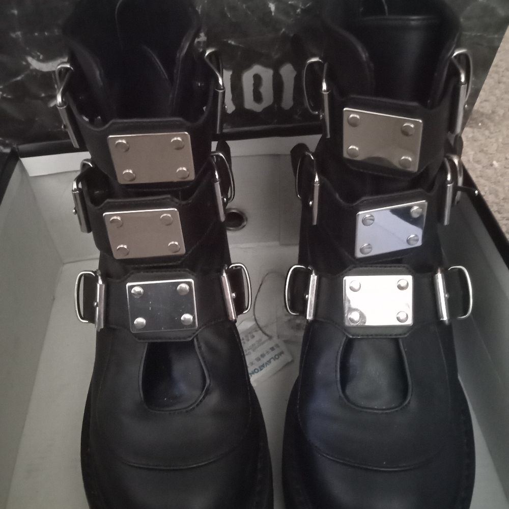 Demonia Boots!!